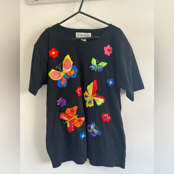 victoria harbour Tops - Size Medium Victoria Harbour Black Applique Butterfly Tshirt with Shoulder Pads